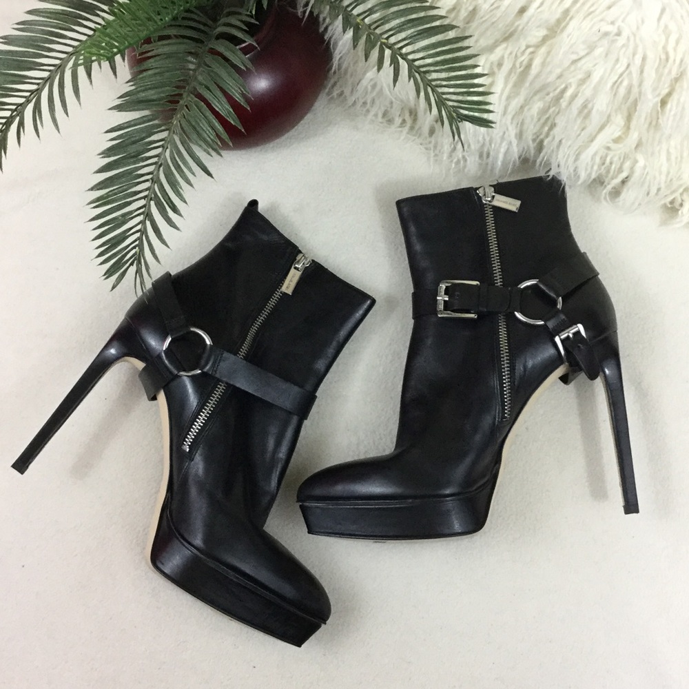 Michael Kors NEW Black leather ankle boots